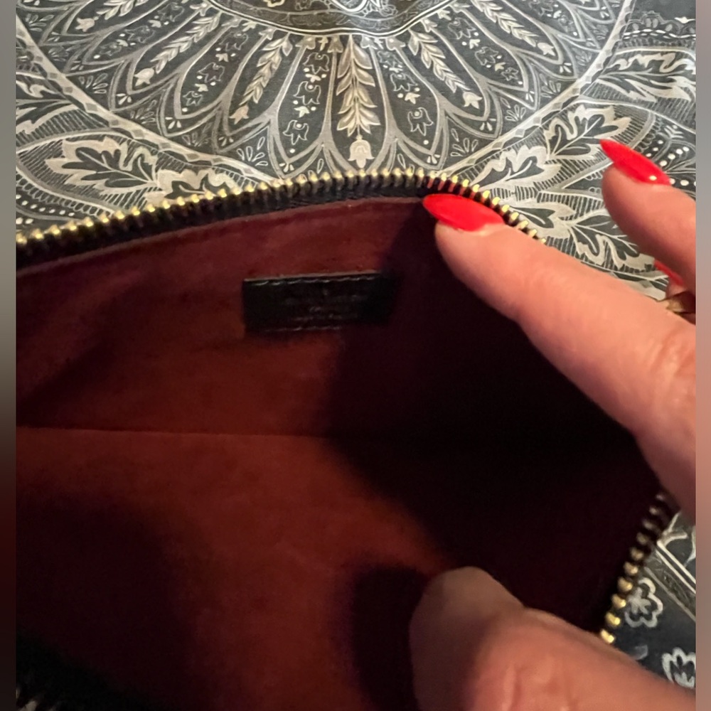 Louis Vuitton pouchette